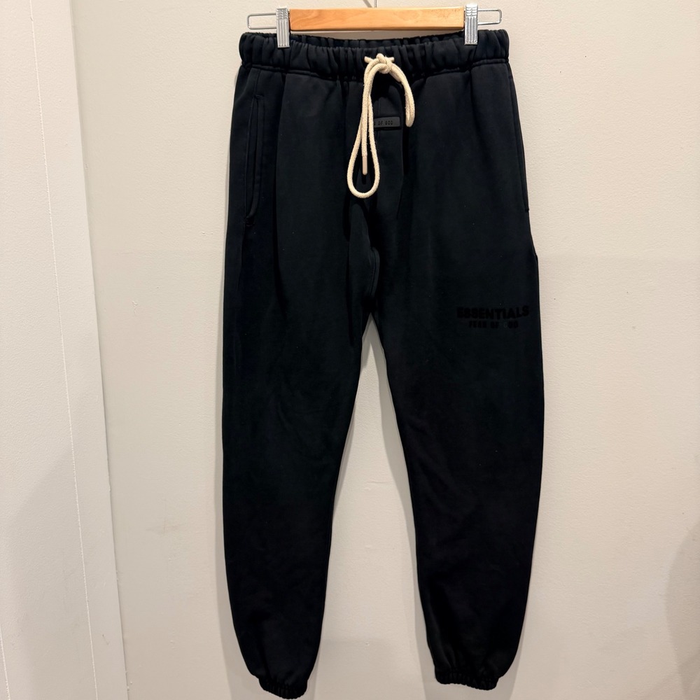 Fear of God Essentials Black Logo Sweatpants Joggers Streetwear Style | Size S